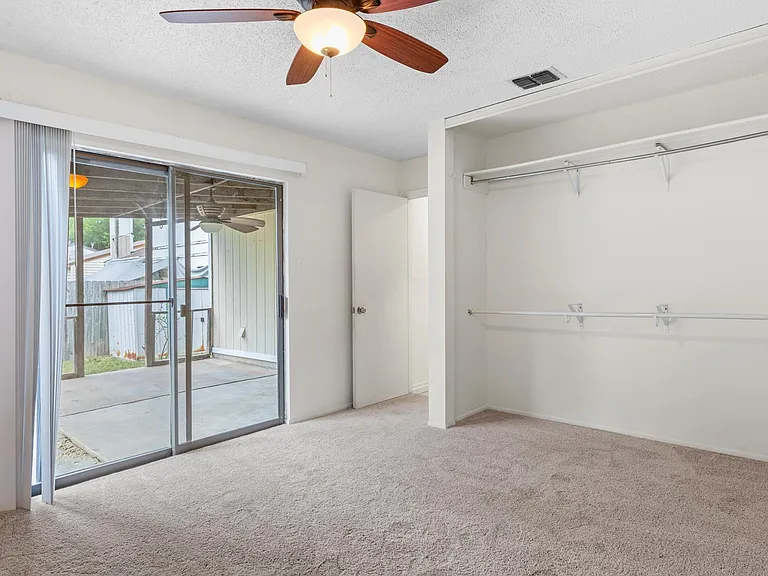 2823 Ash Field Dr — Photo 12