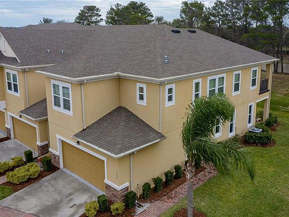 2nd image of 13527 Fountainbleau Dr