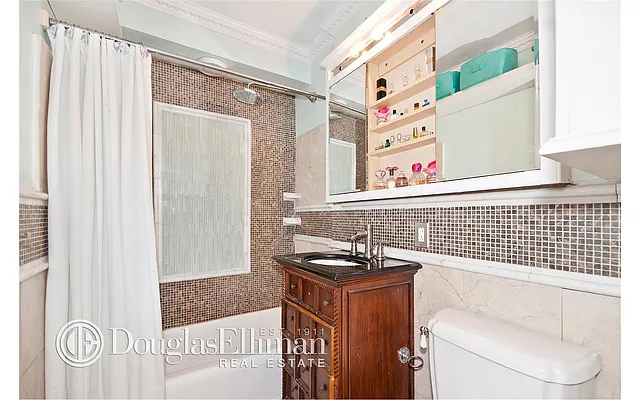 Sold by Douglas Elliman | media 18