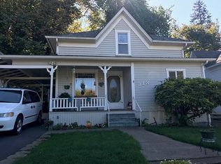 313 Walnut Ave, Brownsville, OR 97327