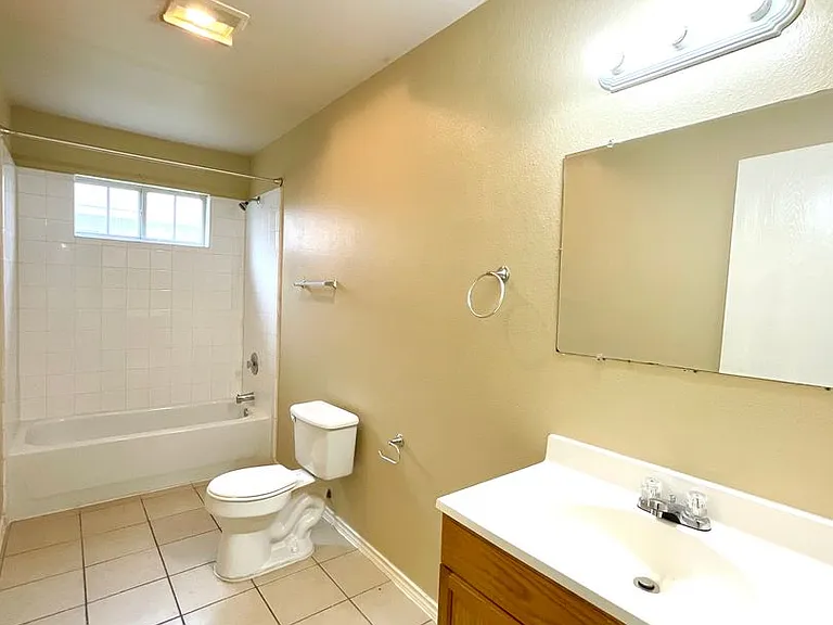 7560 Oak Chase — Photo 11