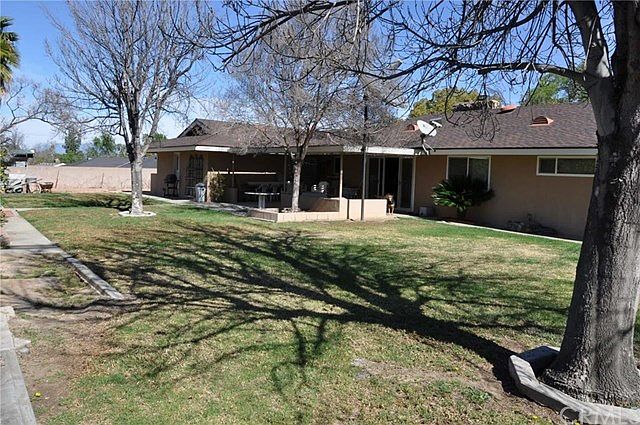 2nd image of 5851 Argyle Way