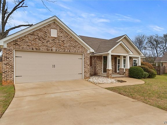 3rd image of 11981 Lower Hull Rd