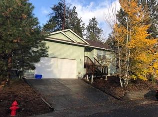 1720 SW Forest Ridge Ave APT A, Bend, OR 97702