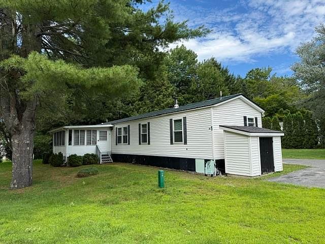 1st image of 18 Tuckerville Parkway