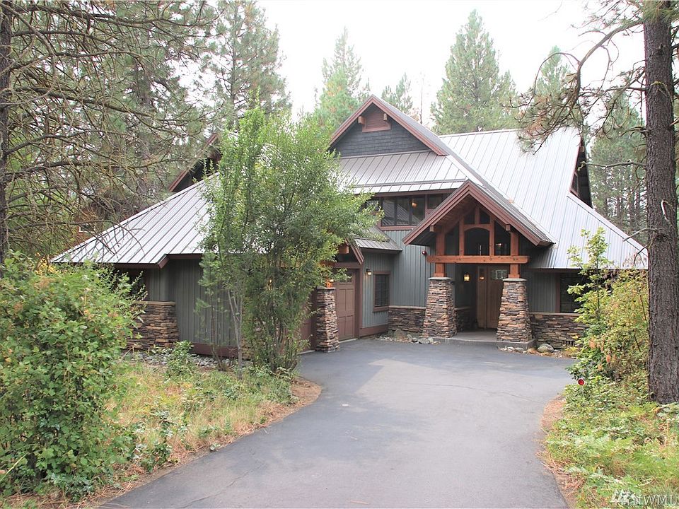 Wonderful Suncadia Golf Course Frontage Home on a Quiet Non Through Street. 