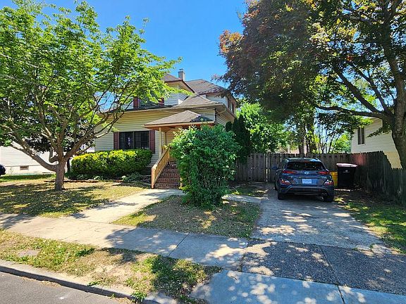 2nd image of 110 Lake Ave