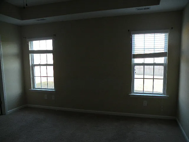 308 Lynden Ln — Photo 15