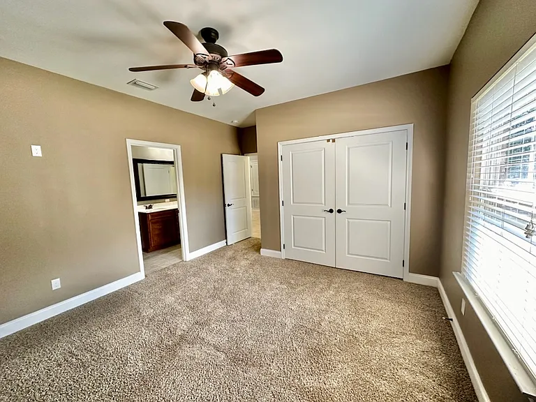 209 Coral Dr — Photo 10