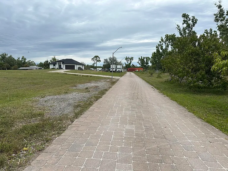 3401 Sand Rd — Photo 3