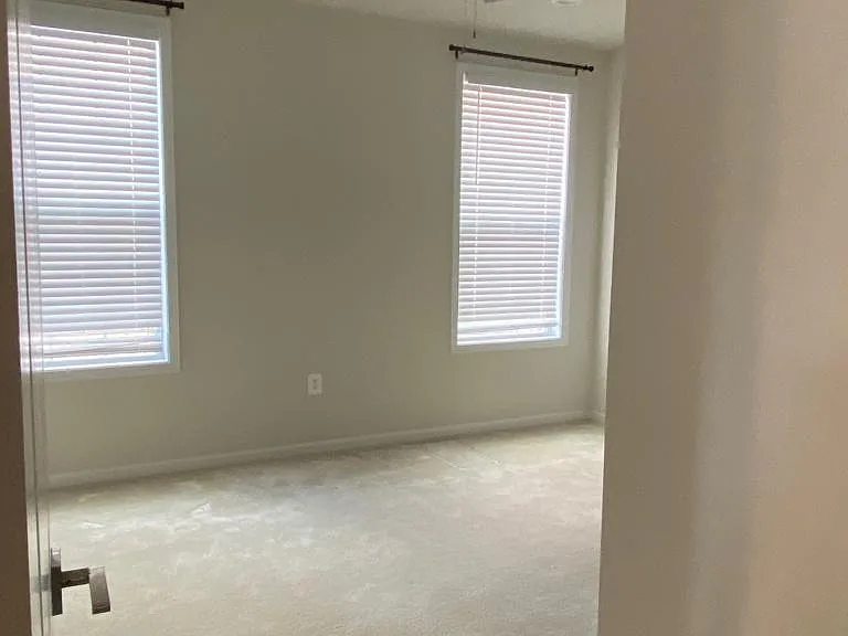 23265 Milltown Knoll Sq #117 — Photo 9