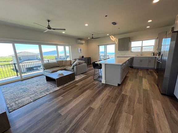 4th image of 13 Poloahilani St