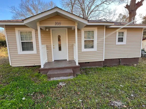 108 Hardwick St, Milledgeville, GA 31061