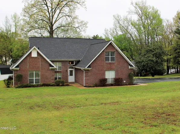 2091 Plumas Dr, Nesbit, MS 38651