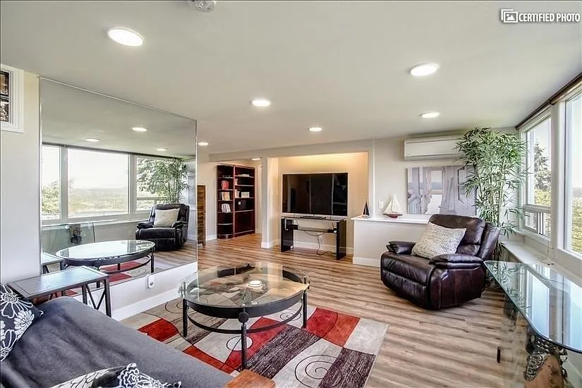 6406 SW View Point Ter — Photo 3