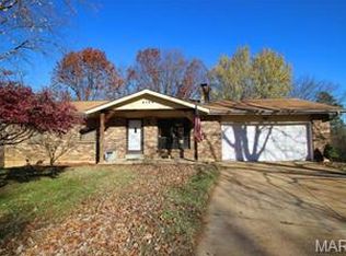 4100 Kimberly Ct, High Ridge, MO 63049