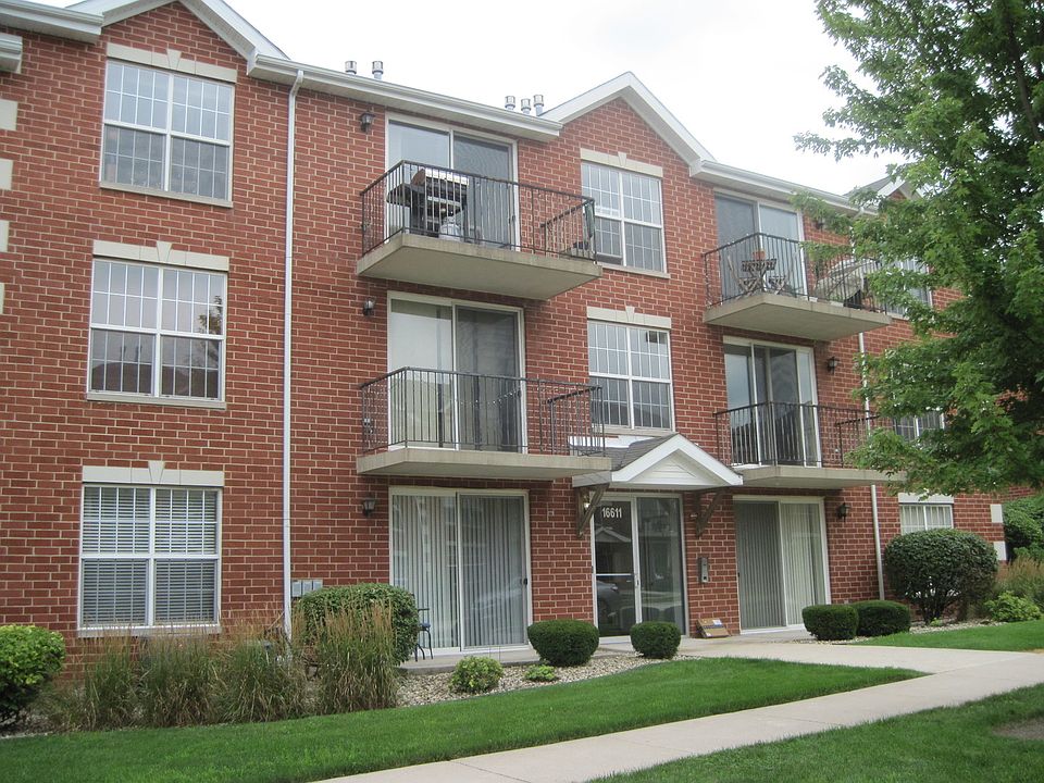 1st image of 16611 Liberty Cir #2