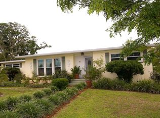 91 Riverview Dr, Ormond Beach, FL 32174