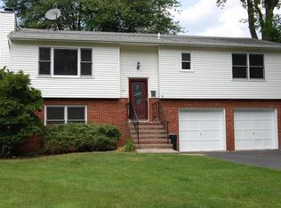 47 Ashworth Ct, Fanwood, NJ
