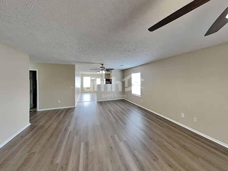 5000 Hancock Cir — Photo 7