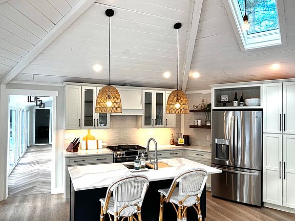 5th image of 30 Bright Coves Way