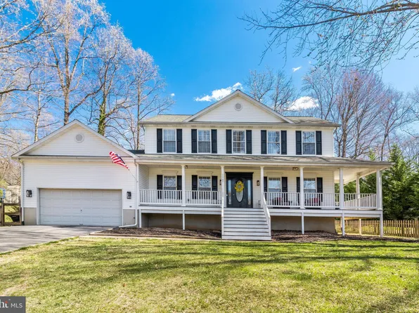 11101 Prancer Ct, Lusby, MD 20657