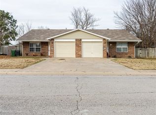 801 E Glendale Ln, Rogers, AR 72758