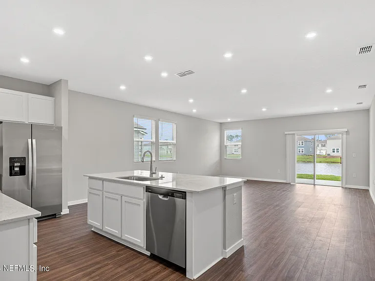 14695 Macadamia Ln — Photo 3
