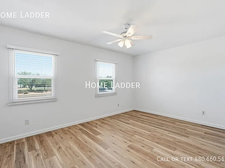 8501 E Thomas Rd — Photo 21