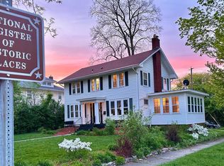 402 Englewood Ct, Fort Wayne, IN 46807