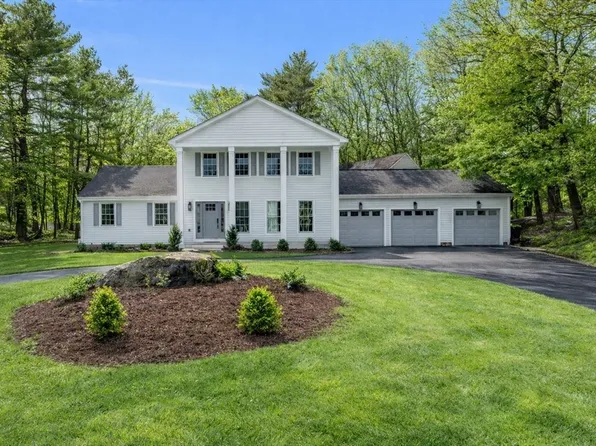 39 Canavan Dr, Braintree, MA 02184