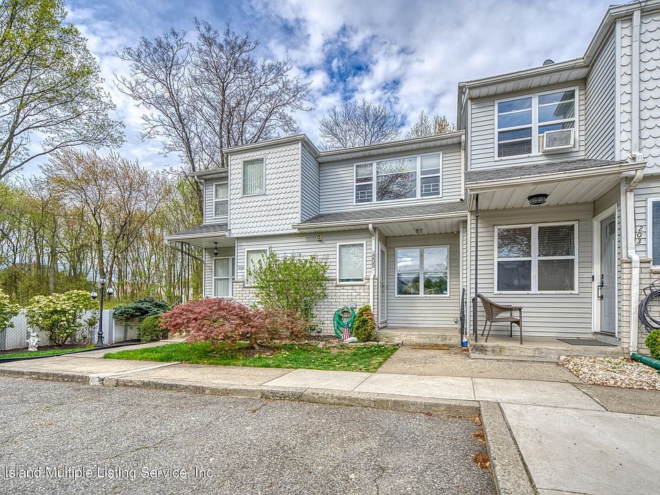 205 Lorraine Loop, Staten Island, NY 10309 MLS 1161530 Zillow