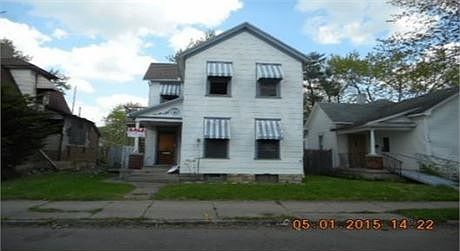 1st image of 128 S McGee St