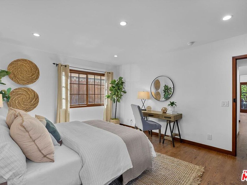 1st image of 2504 Ocean Ave