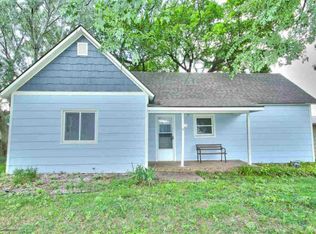 605 W Chicago Ave, Colwich, KS 67030