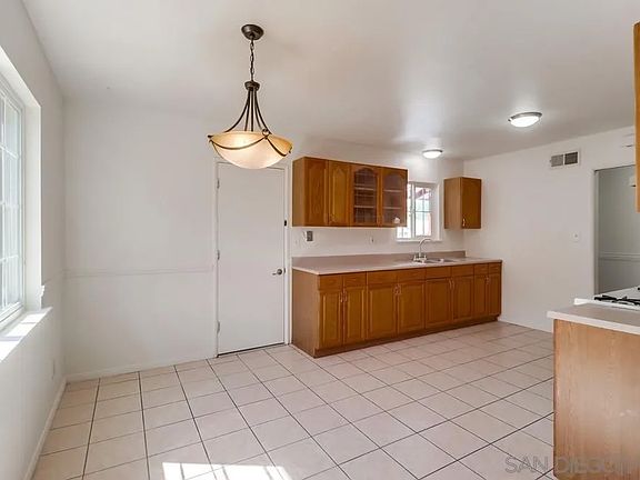 5th image of 7222 Peter Pan Ave