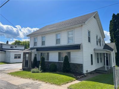 8 Clinton St, New York Mills, NY, 13417