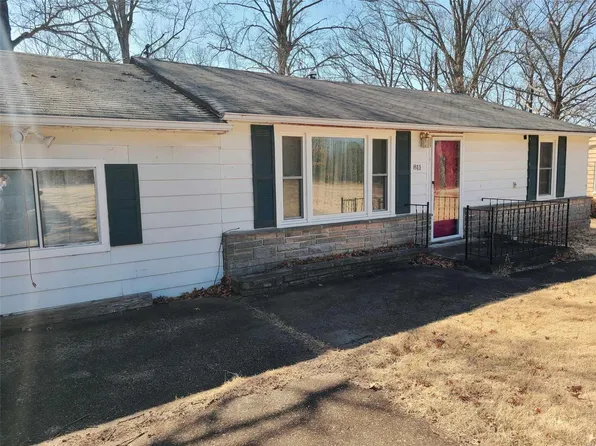 811 Lakeshore Dr, Cuba, MO 65453