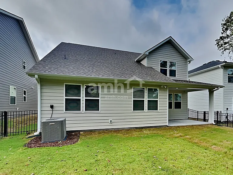 7309 Garrett Ct — Photo 33
