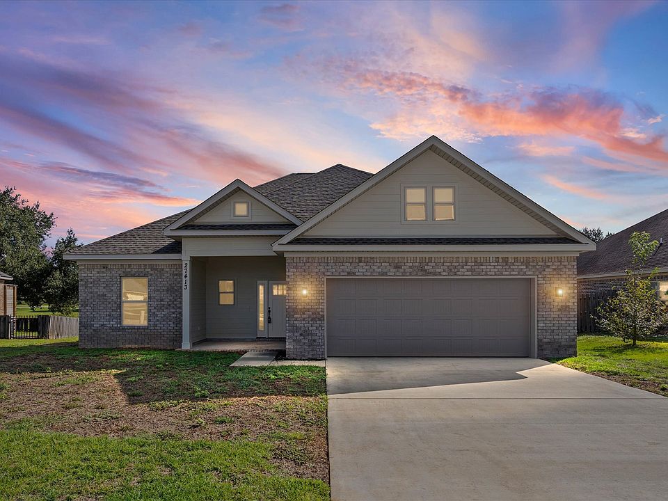 1st image of 27413 Yorkshire Dr