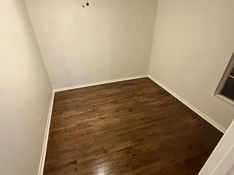 Unit Photo