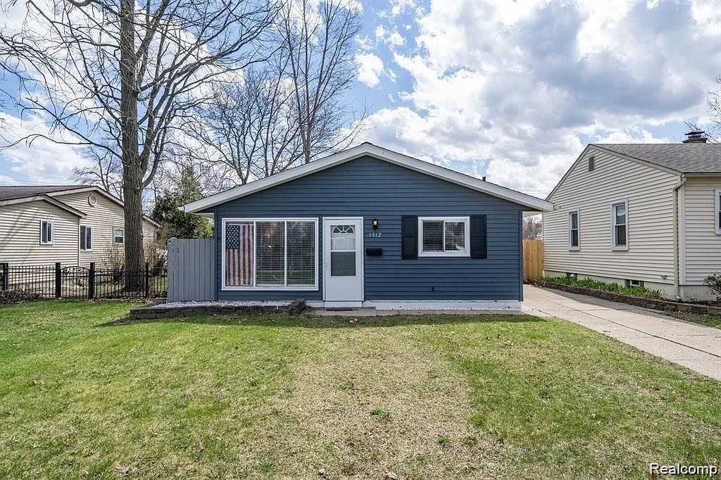 1912 Guthrie Ave, Royal Oak, MI 48067 Zillow