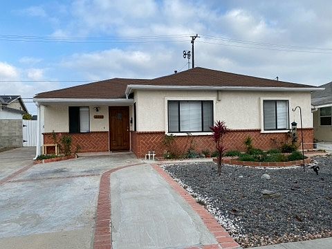 1st image of 18232 Saint Andrews Pl