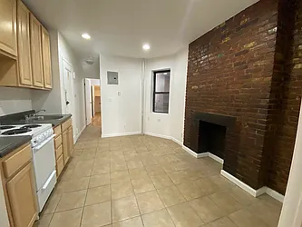 Rented by Best Apartments North Inc