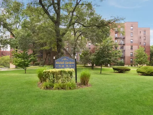 25-34 Union St APT 6B, Flushing, NY 11354