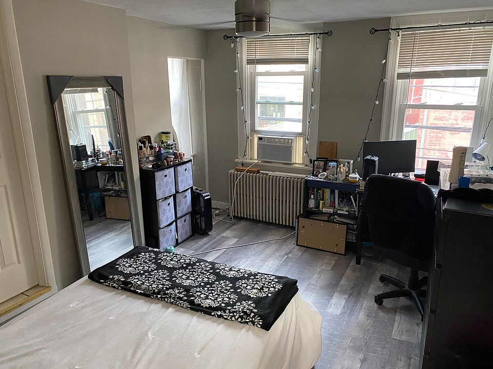 2nd image of 13 Uxor Way APT 2
