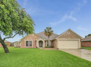 13 Prairie Knoll Dr, Santa Fe, TX 77510
