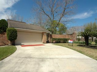 1635 Bernard Way, Houston, TX 77058