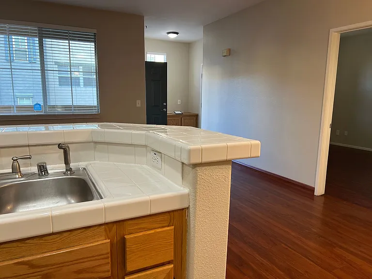 1355 Nicolette Ave #1323 — Photo 4