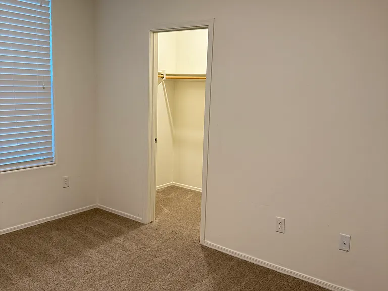 12468 N Sandby Green Dr — Photo 14